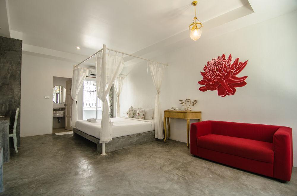 Chic Boutique Hotel Phuket Kültér fotó