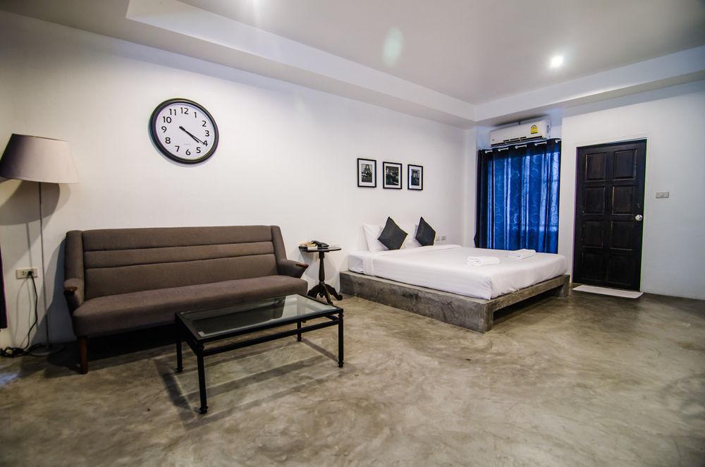Chic Boutique Hotel Phuket Kültér fotó