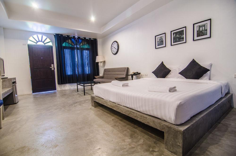 Chic Boutique Hotel Phuket Kültér fotó