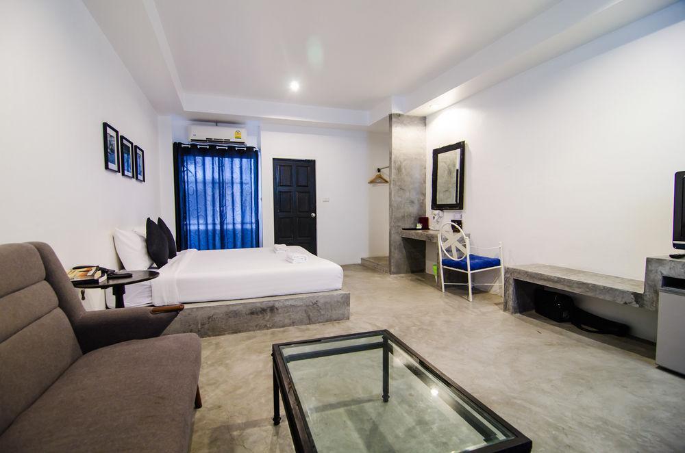 Chic Boutique Hotel Phuket Kültér fotó