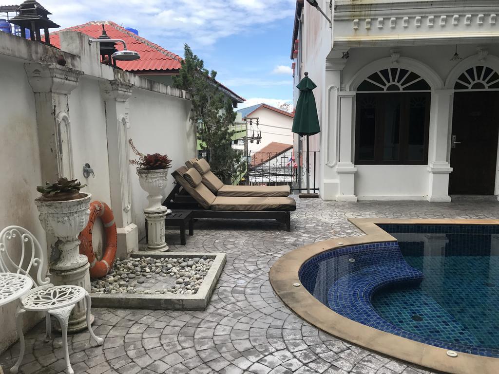 Chic Boutique Hotel Phuket Kültér fotó