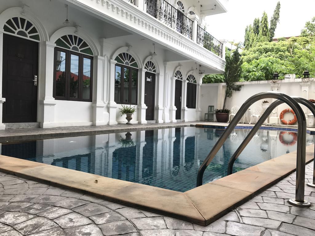 Chic Boutique Hotel Phuket Kültér fotó
